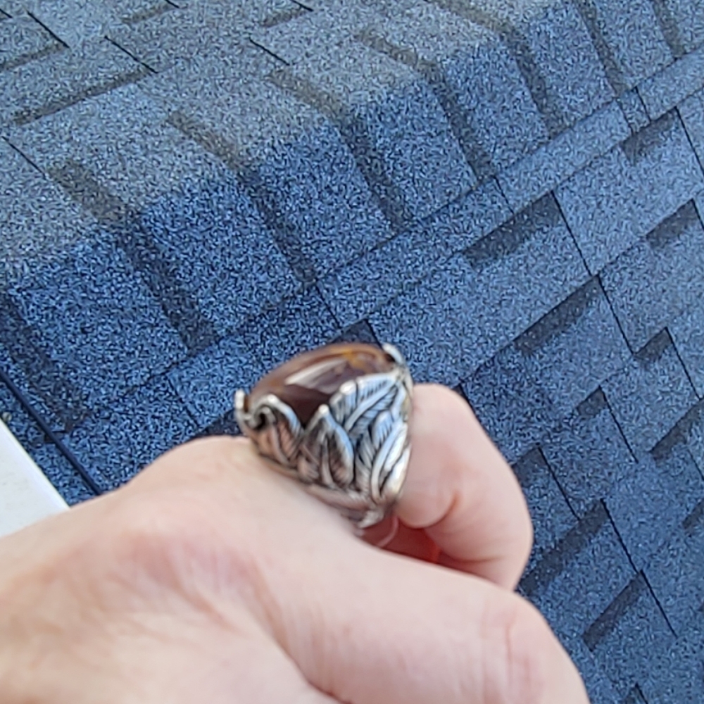 Ring - Picture 2 of 4